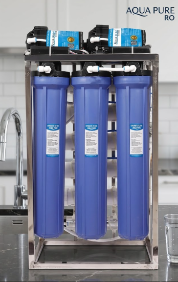 Aqua Pure 250 LPH RO + UV Commercial Plant with Tank